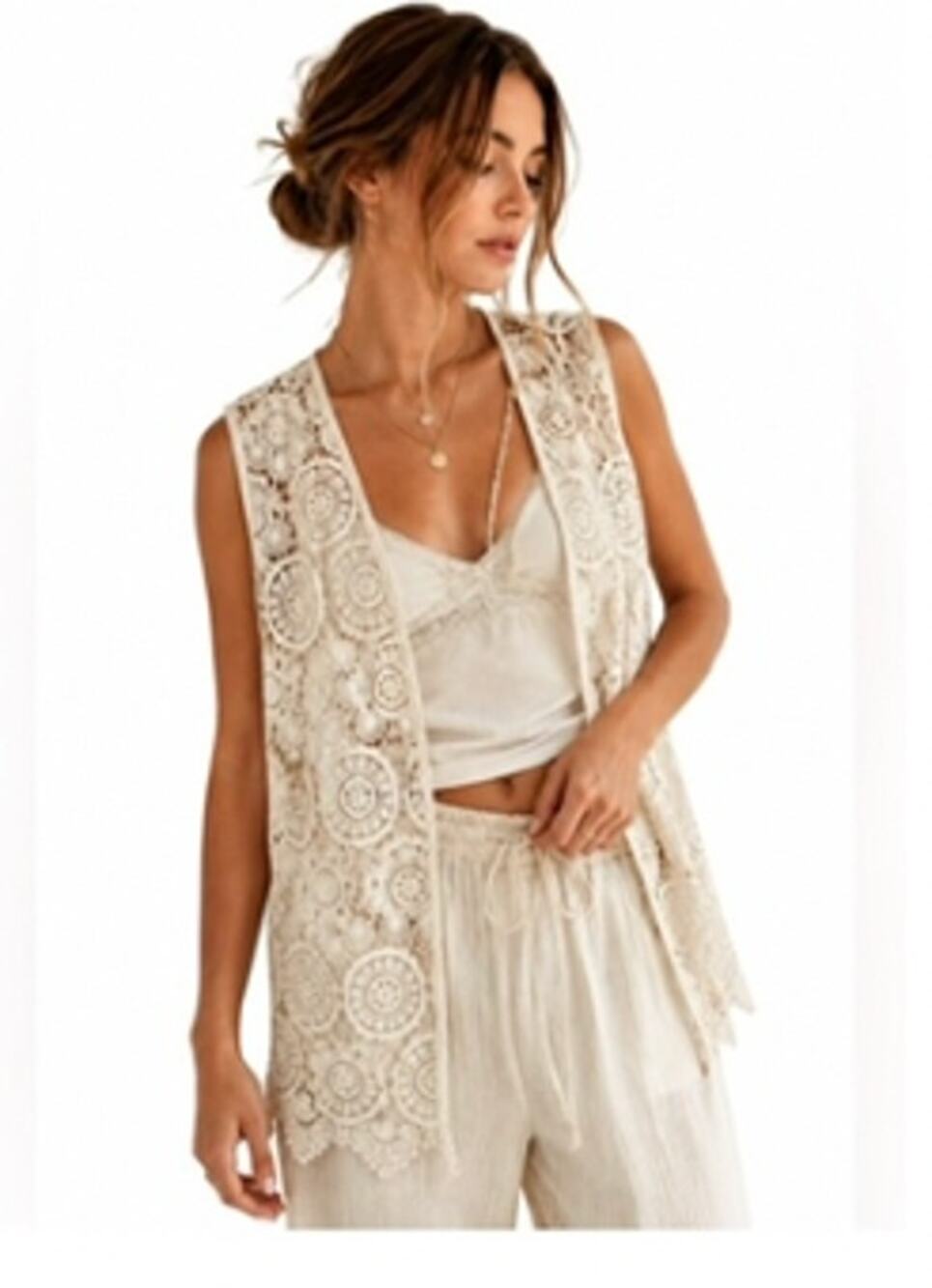 Cream Crochet Knit sleeveless open Front Bohemian Festival Cardigan size Medium